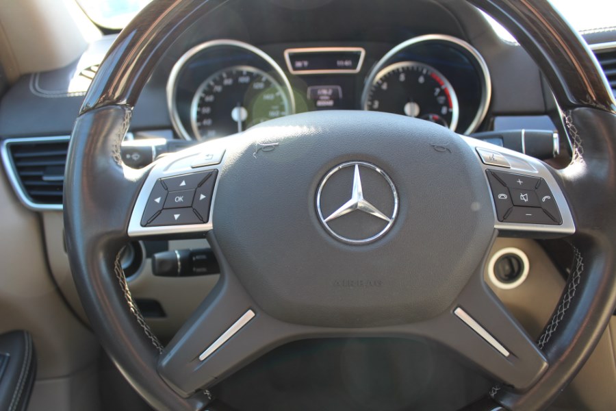 2013 Mercedes-Benz GL-Class 4MATIC 4dr GL450, available for sale in Great Neck, New York | Great Neck Car Buyers & Sellers. Great Neck, New York 2013 Mercedes-Benz GL-Class 4MATIC 4dr GL450, available for sale in Great Neck, New York | Great Neck Car Buyers & Sellers. Great Neck, New York