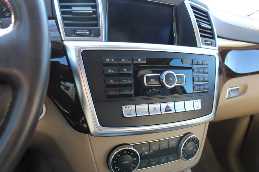 2013 Mercedes-Benz GL-Class 4MATIC 4dr GL450, available for sale in Great Neck, New York | Great Neck Car Buyers & Sellers. Great Neck, New York 2013 Mercedes-Benz GL-Class 4MATIC 4dr GL450, available for sale in Great Neck, New York | Great Neck Car Buyers & Sellers. Great Neck, New York