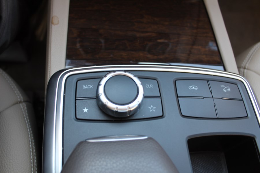2013 Mercedes-Benz GL-Class 4MATIC 4dr GL450, available for sale in Great Neck, New York | Great Neck Car Buyers & Sellers. Great Neck, New York 2013 Mercedes-Benz GL-Class 4MATIC 4dr GL450, available for sale in Great Neck, New York | Great Neck Car Buyers & Sellers. Great Neck, New York
