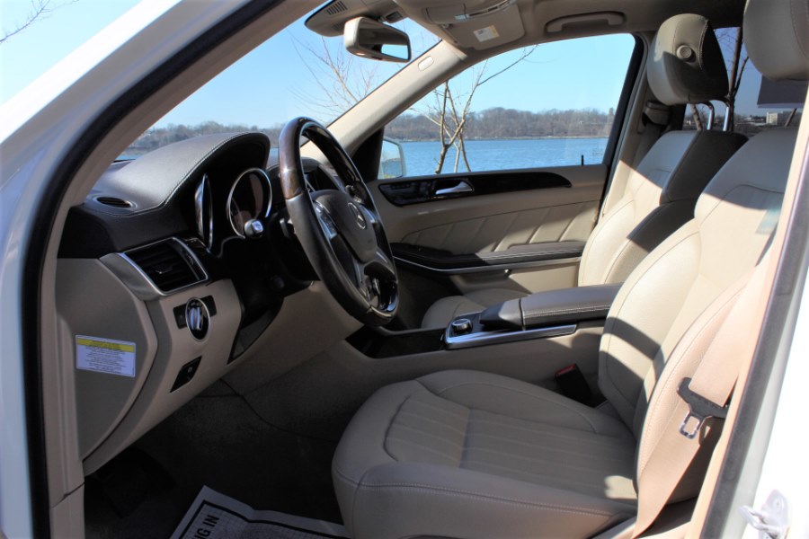 2013 Mercedes-Benz GL-Class 4MATIC 4dr GL450, available for sale in Great Neck, New York | Great Neck Car Buyers & Sellers. Great Neck, New York 2013 Mercedes-Benz GL-Class 4MATIC 4dr GL450, available for sale in Great Neck, New York | Great Neck Car Buyers & Sellers. Great Neck, New York