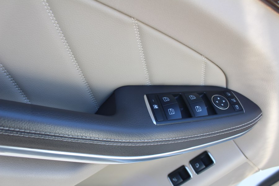 2013 Mercedes-Benz GL-Class 4MATIC 4dr GL450, available for sale in Great Neck, New York | Great Neck Car Buyers & Sellers. Great Neck, New York 2013 Mercedes-Benz GL-Class 4MATIC 4dr GL450, available for sale in Great Neck, New York | Great Neck Car Buyers & Sellers. Great Neck, New York