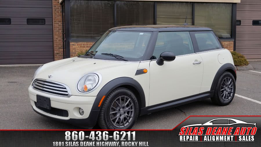 2010 MINI Cooper Hardtop 2dr Cpe, available for sale in Rocky Hill , Connecticut | Silas Deane Auto LLC. Rocky Hill , Connecticut