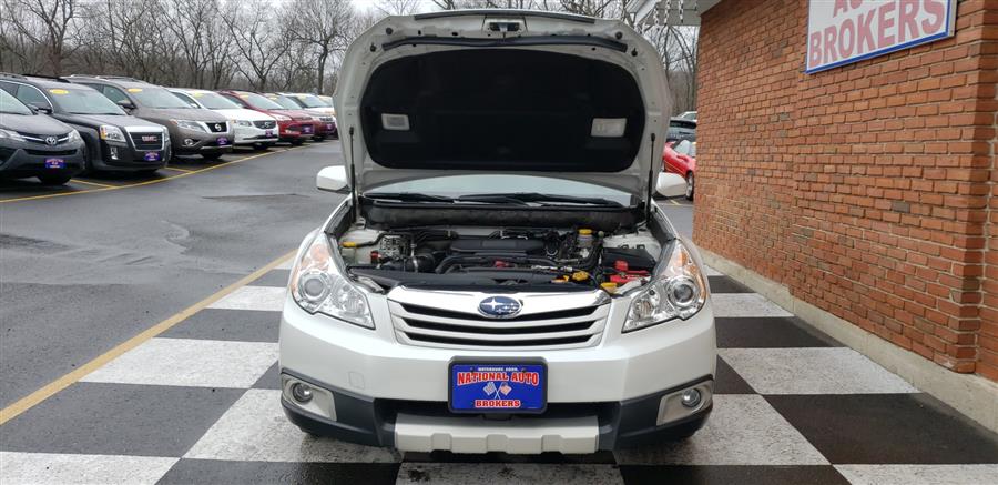 2011 Subaru Outback 4dr Wgn H4 Auto 2.5i Limited, available for sale in Waterbury, Connecticut | National Auto Brokers, Inc.. Waterbury, Connecticut 2011 Subaru Outback 4dr Wgn H4 Auto 2.5i Limited, available for sale in Waterbury, Connecticut | National Auto Brokers, Inc.. Waterbury, Connecticut