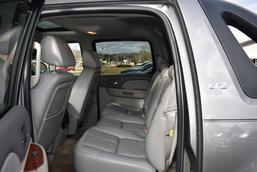 2007 Chevrolet Avalanche 4WD Crew Cab 130" LTZ, available for sale in Berlin, Connecticut | Tru Auto Mall. Berlin, Connecticut 2007 Chevrolet Avalanche 4WD Crew Cab 130" LTZ, available for sale in Berlin, Connecticut | Tru Auto Mall. Berlin, Connecticut