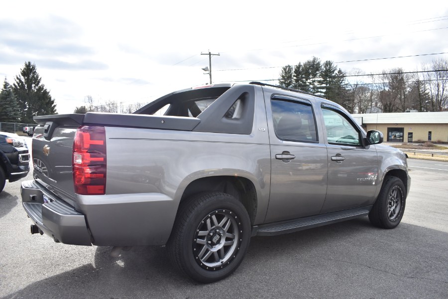 2007 Chevrolet Avalanche 4WD Crew Cab 130" LTZ, available for sale in Berlin, Connecticut | Tru Auto Mall. Berlin, Connecticut 2007 Chevrolet Avalanche 4WD Crew Cab 130" LTZ, available for sale in Berlin, Connecticut | Tru Auto Mall. Berlin, Connecticut