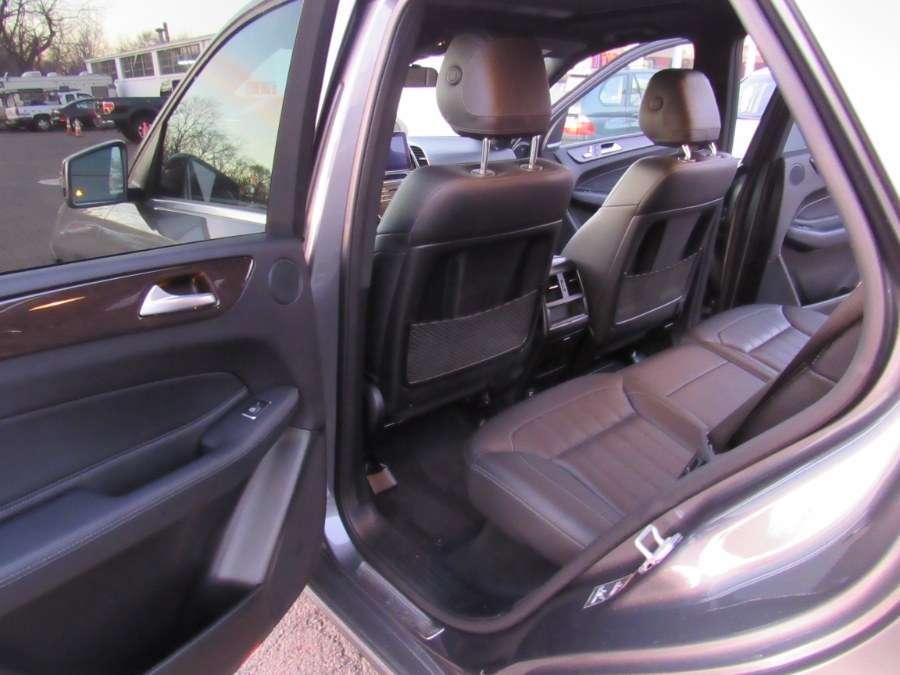 2017 Mercedes-Benz GLE GLE 350 4MATIC SUV, available for sale in BROOKLYN, New York | Deals on Wheels International Auto. BROOKLYN, New York 2017 Mercedes-Benz GLE GLE 350 4MATIC SUV, available for sale in BROOKLYN, New York | Deals on Wheels International Auto. BROOKLYN, New York