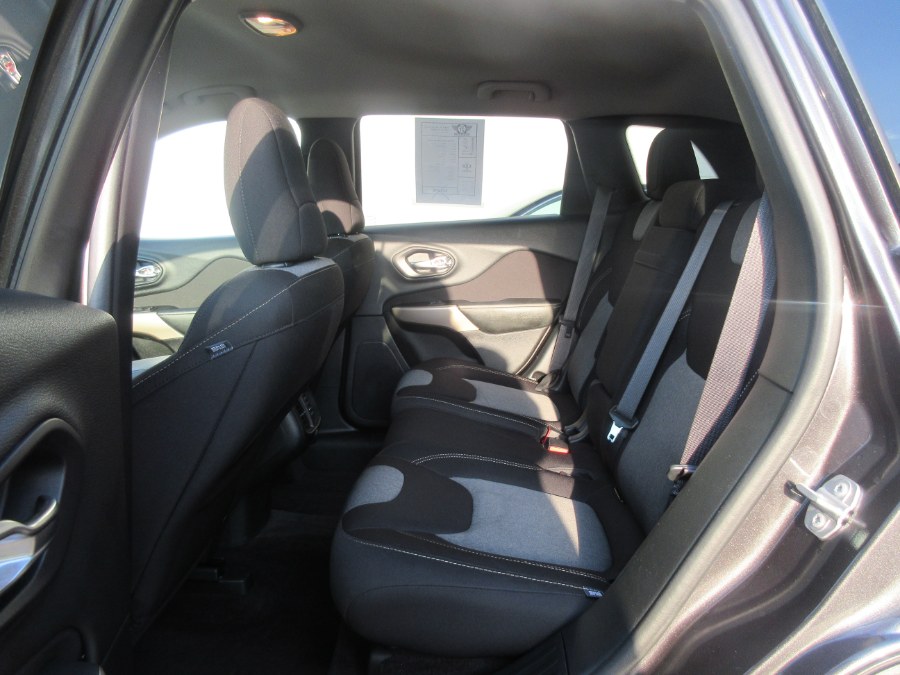 2017 Jeep Cherokee Altitude 4x4 *Ltd Avail*, available for sale in Linden, New Jersey | Route 27 Auto Mall. Linden, New Jersey 2017 Jeep Cherokee Altitude 4x4 *Ltd Avail*, available for sale in Linden, New Jersey | Route 27 Auto Mall. Linden, New Jersey