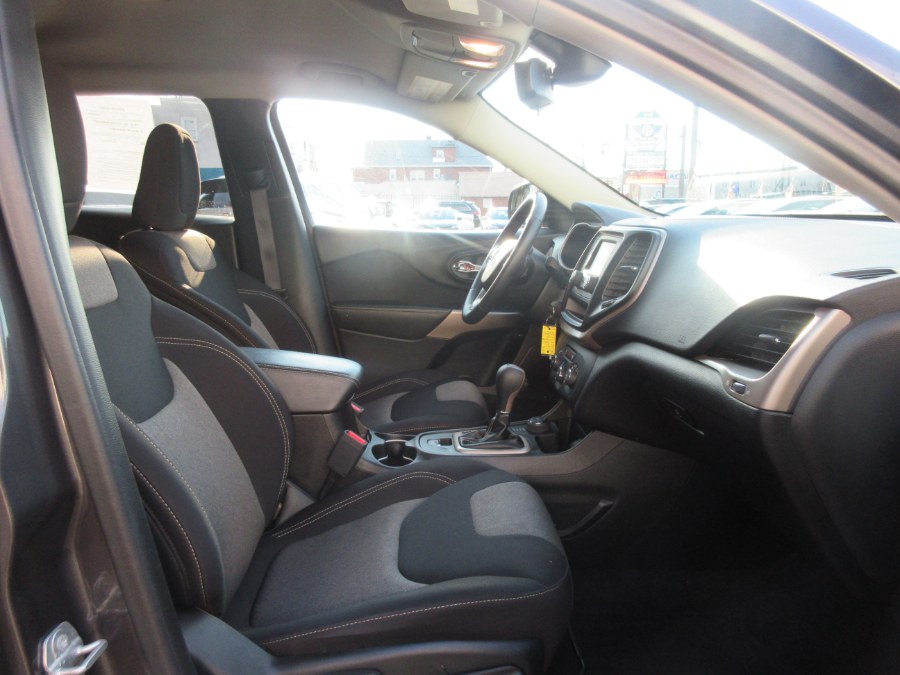 2017 Jeep Cherokee Altitude 4x4 *Ltd Avail*, available for sale in Linden, New Jersey | Route 27 Auto Mall. Linden, New Jersey 2017 Jeep Cherokee Altitude 4x4 *Ltd Avail*, available for sale in Linden, New Jersey | Route 27 Auto Mall. Linden, New Jersey