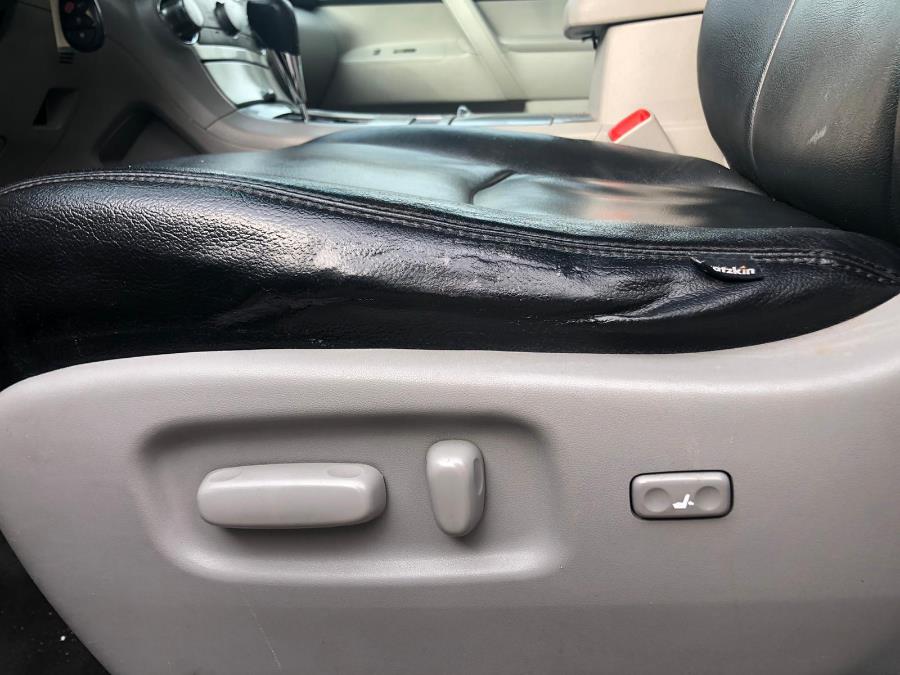 2012 Toyota Highlander 4dr I4 SE (Natl), available for sale in West Hartford, Connecticut | Chadrad Motors llc. West Hartford, Connecticut 2012 Toyota Highlander 4dr I4 SE (Natl), available for sale in West Hartford, Connecticut | Chadrad Motors llc. West Hartford, Connecticut