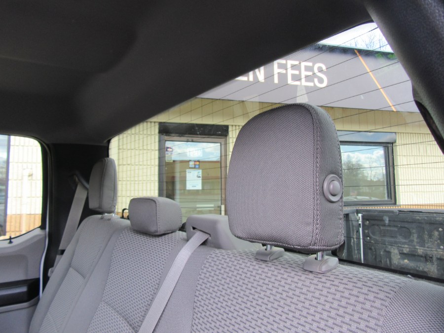 2015 Ford F-150 4WD SuperCrew 157" XLT w/HD Payload Pkg, available for sale in Little Ferry, New Jersey | Royalty Auto Sales. Little Ferry, New Jersey 2015 Ford F-150 4WD SuperCrew 157" XLT w/HD Payload Pkg, available for sale in Little Ferry, New Jersey | Royalty Auto Sales. Little Ferry, New Jersey