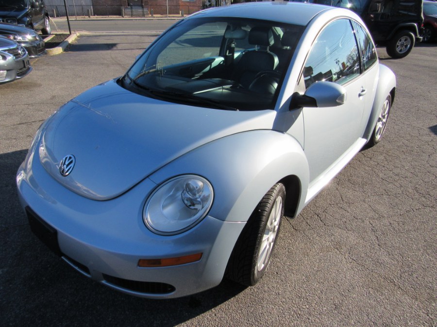 Used Volkswagen New Beetle Coupe 2dr Man S 2009 | White Glove Auto Leasing Inc. Huntington, New York Used Volkswagen New Beetle Coupe 2dr Man S 2009 | White Glove Auto Leasing Inc. Huntington, New York
