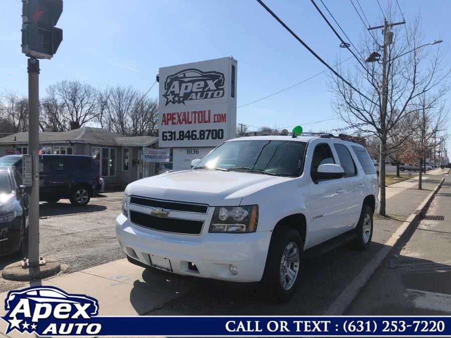 2009 Chevrolet Tahoe 4WD 4dr 1500 LT w/2LT, available for sale in Selden, New York | Apex Auto. Selden, New York