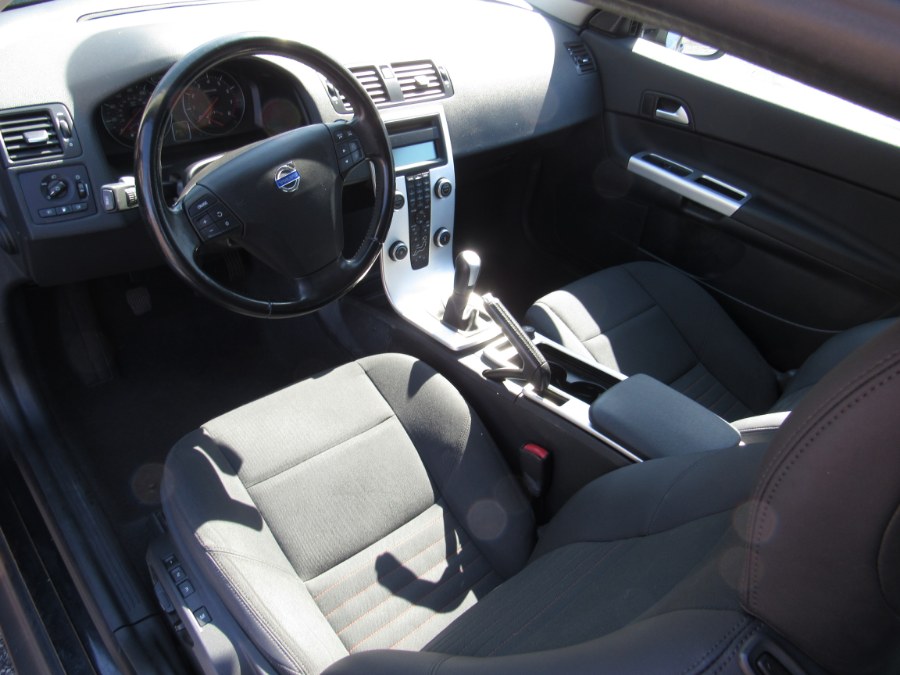 Used Volvo C30 2dr Cpe Man w/Moonroof 2011 | White Glove Auto Leasing Inc. Huntington, New York Used Volvo C30 2dr Cpe Man w/Moonroof 2011 | White Glove Auto Leasing Inc. Huntington, New York