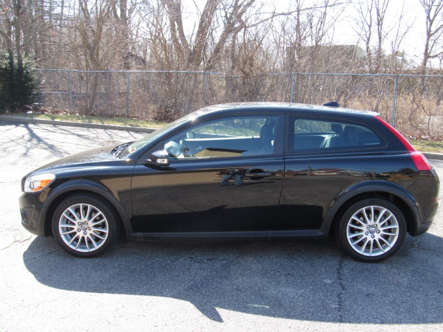 Used Volvo C30 2dr Cpe Man w/Moonroof 2011 | White Glove Auto Leasing Inc. Huntington, New York Used Volvo C30 2dr Cpe Man w/Moonroof 2011 | White Glove Auto Leasing Inc. Huntington, New York