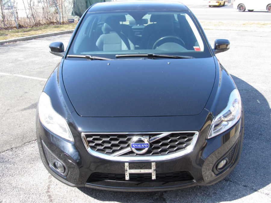 Used Volvo C30 2dr Cpe Man w/Moonroof 2011 | White Glove Auto Leasing Inc. Huntington, New York Used Volvo C30 2dr Cpe Man w/Moonroof 2011 | White Glove Auto Leasing Inc. Huntington, New York
