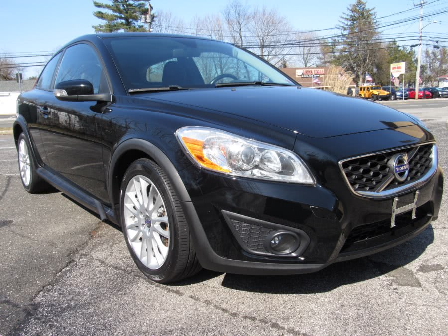 Used Volvo C30 2dr Cpe Man w/Moonroof 2011 | White Glove Auto Leasing Inc. Huntington, New York Used Volvo C30 2dr Cpe Man w/Moonroof 2011 | White Glove Auto Leasing Inc. Huntington, New York