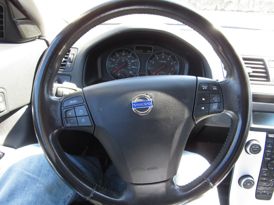 Used Volvo C30 2dr Cpe Man w/Moonroof 2011 | White Glove Auto Leasing Inc. Huntington, New York Used Volvo C30 2dr Cpe Man w/Moonroof 2011 | White Glove Auto Leasing Inc. Huntington, New York
