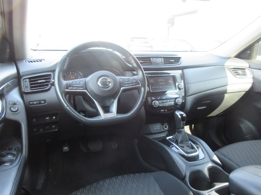 2018 Nissan Rogue AWD SV, available for sale in Linden, New Jersey | Route 27 Auto Mall. Linden, New Jersey 2018 Nissan Rogue AWD SV, available for sale in Linden, New Jersey | Route 27 Auto Mall. Linden, New Jersey