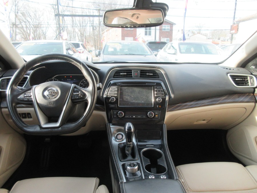 2017 Nissan Maxima Platinum 3.5L, available for sale in Linden, New Jersey | Route 27 Auto Mall. Linden, New Jersey 2017 Nissan Maxima Platinum 3.5L, available for sale in Linden, New Jersey | Route 27 Auto Mall. Linden, New Jersey