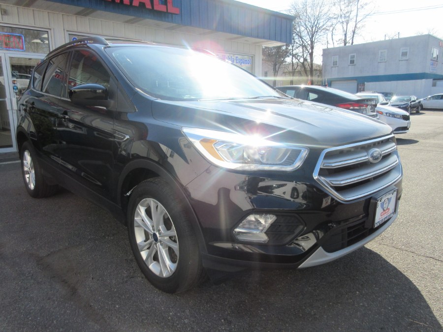 Used Ford Escape SE 4WD 2017 | Route 27 Auto Mall. Linden, New Jersey Used Ford Escape SE 4WD 2017 | Route 27 Auto Mall. Linden, New Jersey
