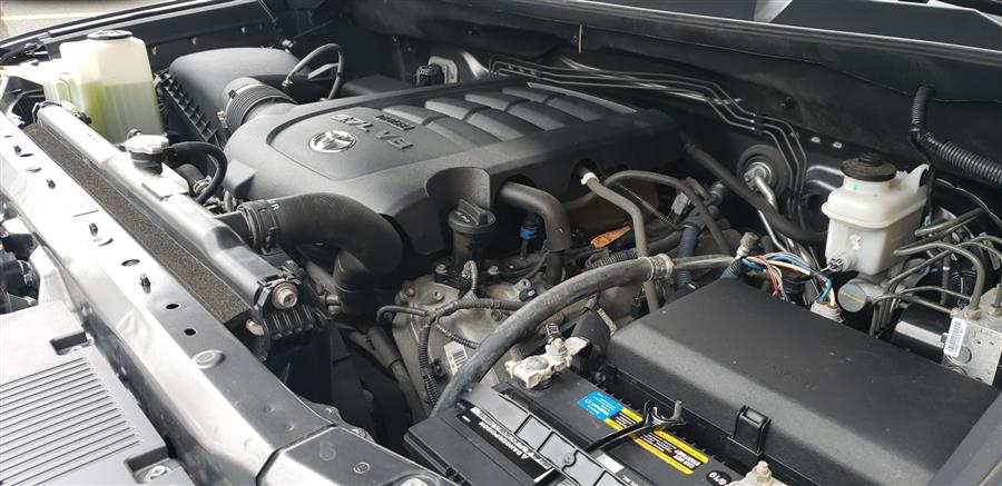 Used Toyota Tundra 4WD Truck Double Cab 5.7L SR5 2014 | National Auto Brokers, Inc.. Waterbury, Connecticut Used Toyota Tundra 4WD Truck Double Cab 5.7L SR5 2014 | National Auto Brokers, Inc.. Waterbury, Connecticut