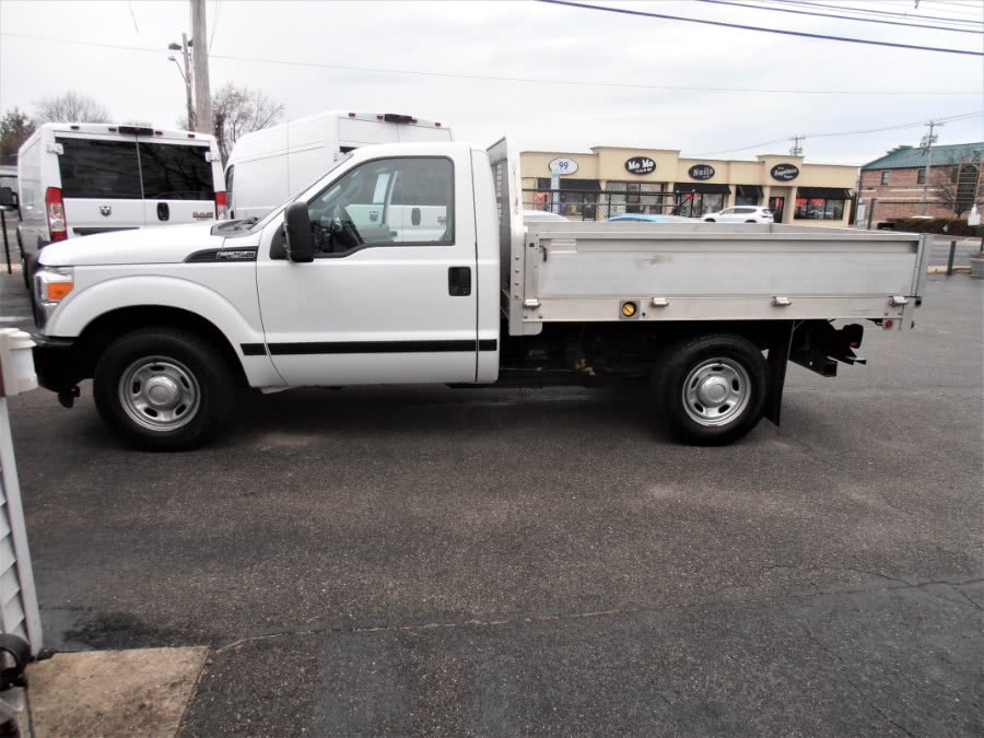 2015 Ford F250 SUPERDUTY PICKUP / FLATBED 2WD Reg Cab 137" XL, available for sale in COPIAGUE, New York | Warwick Auto Sales Inc. COPIAGUE, New York