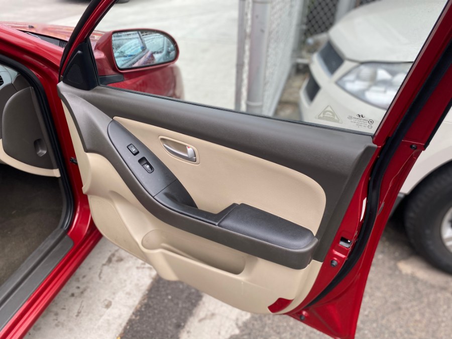 2009 Hyundai Elantra 4dr Sdn Auto GLS, available for sale in Middle Village, New York | Middle Village Motors . Middle Village, New York 2009 Hyundai Elantra 4dr Sdn Auto GLS, available for sale in Middle Village, New York | Middle Village Motors . Middle Village, New York