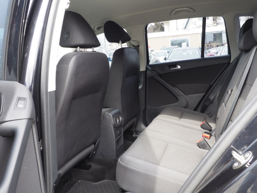 Used Volkswagen Tiguan 2.0T S 4MOTION 2017 | Hillside Auto Mall Inc.. Jamaica, New York Used Volkswagen Tiguan 2.0T S 4MOTION 2017 | Hillside Auto Mall Inc.. Jamaica, New York