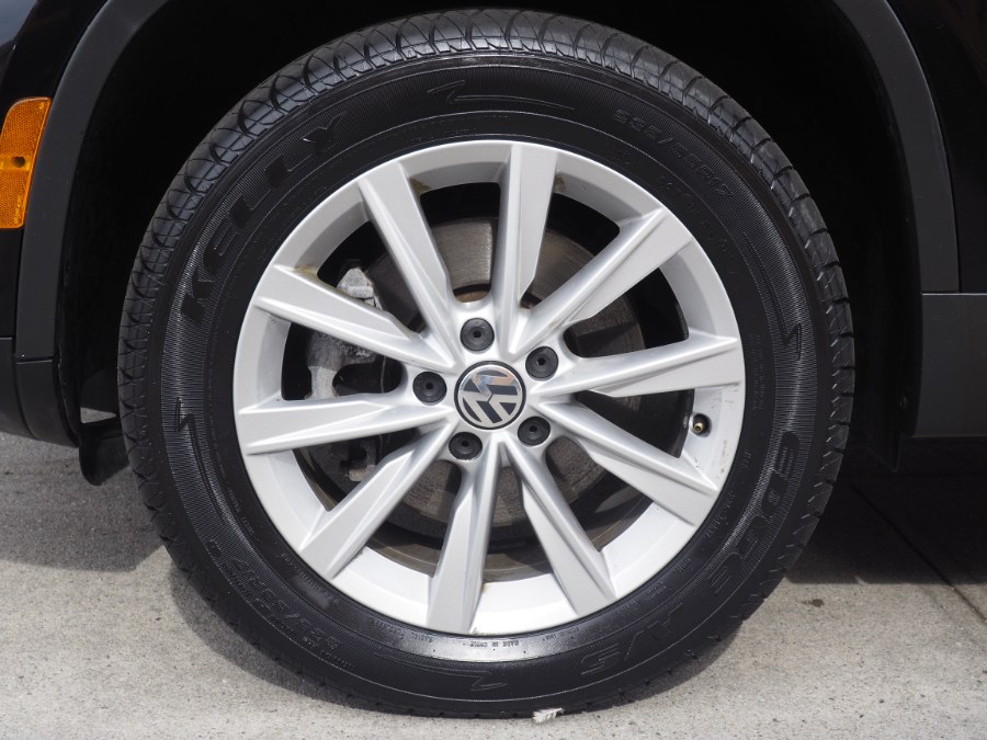 Used Volkswagen Tiguan 2.0T S 4MOTION 2017 | Hillside Auto Mall Inc.. Jamaica, New York Used Volkswagen Tiguan 2.0T S 4MOTION 2017 | Hillside Auto Mall Inc.. Jamaica, New York