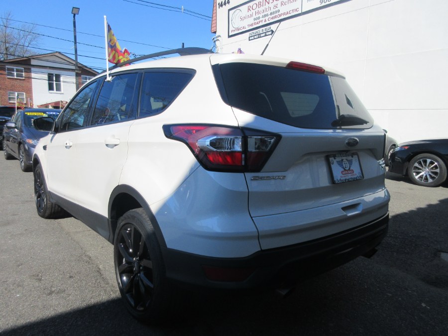 2017 Ford Escape Titanium 4WD, available for sale in Linden, New Jersey | Route 27 Auto Mall. Linden, New Jersey 2017 Ford Escape Titanium 4WD, available for sale in Linden, New Jersey | Route 27 Auto Mall. Linden, New Jersey
