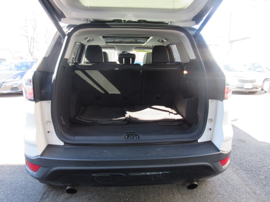 2017 Ford Escape Titanium 4WD, available for sale in Linden, New Jersey | Route 27 Auto Mall. Linden, New Jersey 2017 Ford Escape Titanium 4WD, available for sale in Linden, New Jersey | Route 27 Auto Mall. Linden, New Jersey
