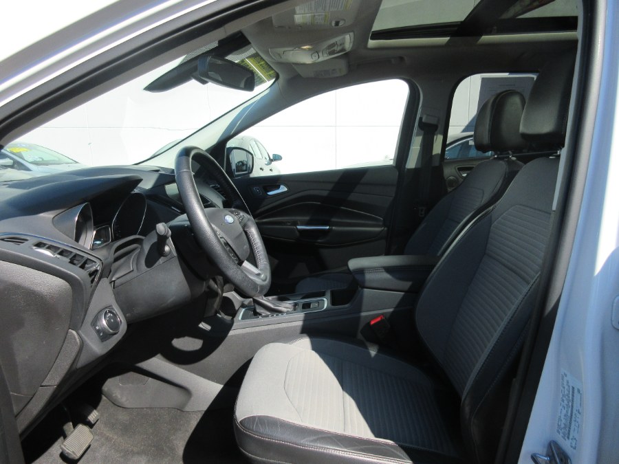 2017 Ford Escape Titanium 4WD, available for sale in Linden, New Jersey | Route 27 Auto Mall. Linden, New Jersey 2017 Ford Escape Titanium 4WD, available for sale in Linden, New Jersey | Route 27 Auto Mall. Linden, New Jersey