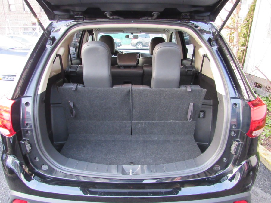 2019 Mitsubishi Outlander SES AWD, available for sale in Middle Village, New York | Road Masters II INC. Middle Village, New York 2019 Mitsubishi Outlander SES AWD, available for sale in Middle Village, New York | Road Masters II INC. Middle Village, New York