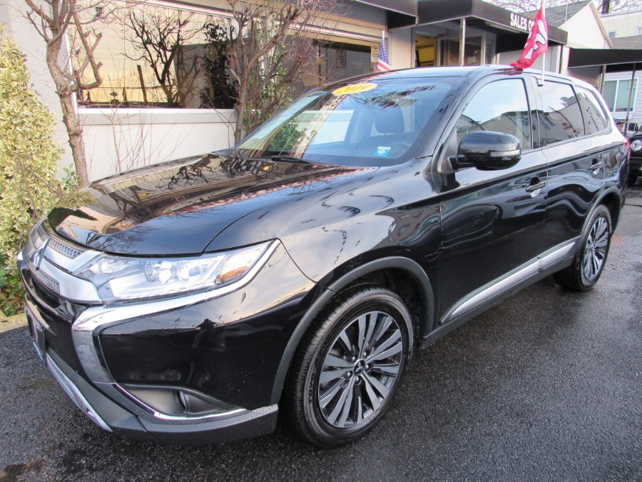 2019 Mitsubishi Outlander SES AWD, available for sale in Middle Village, New York | Road Masters II INC. Middle Village, New York 2019 Mitsubishi Outlander SES AWD, available for sale in Middle Village, New York | Road Masters II INC. Middle Village, New York