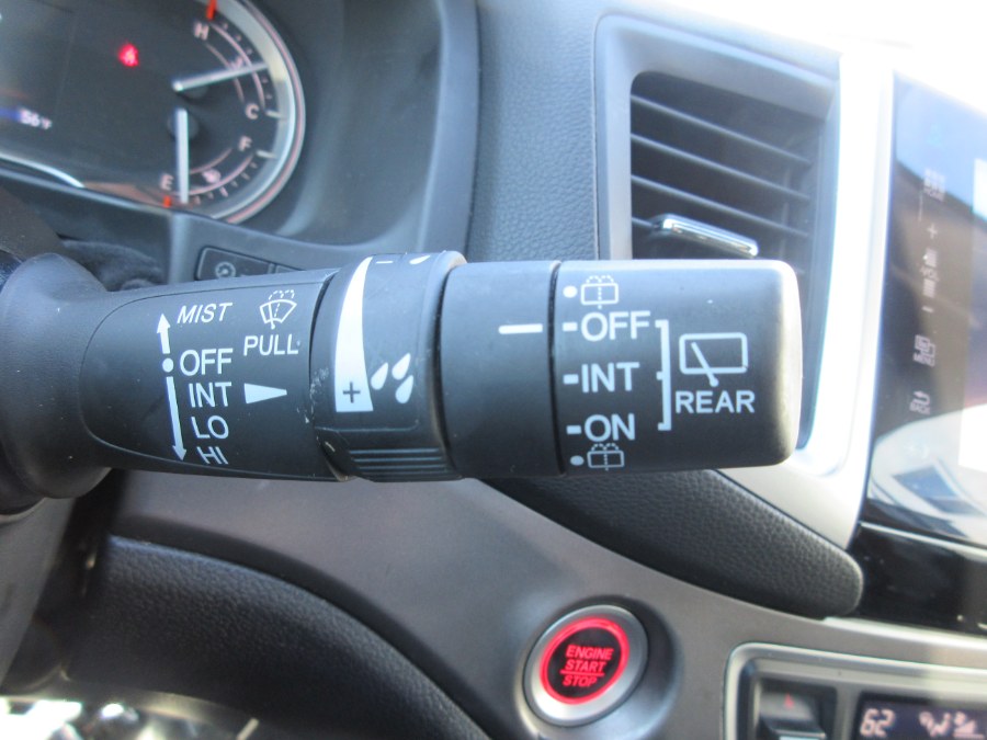 2016 Honda Pilot AWD 4dr EX-L w/Navi, available for sale in Linden, New Jersey | Route 27 Auto Mall. Linden, New Jersey 2016 Honda Pilot AWD 4dr EX-L w/Navi, available for sale in Linden, New Jersey | Route 27 Auto Mall. Linden, New Jersey