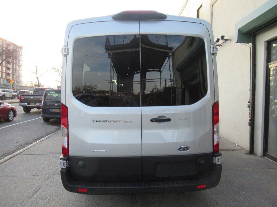 Used Ford Transit Passenger Wagon T-350 148" Med Roof XLT Sliding RH Dr 2019 | Pepmore Auto Sales Inc.. Woodside, New York Used Ford Transit Passenger Wagon T-350 148" Med Roof XLT Sliding RH Dr 2019 | Pepmore Auto Sales Inc.. Woodside, New York