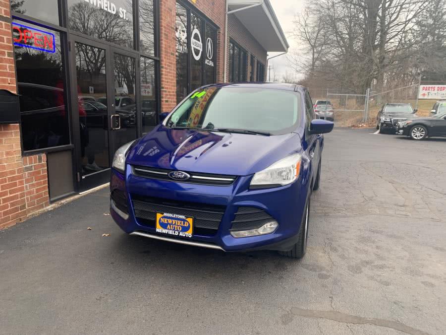 2014 Ford Escape 4WD 4dr SE, available for sale in Middletown, Connecticut | Newfield Auto Sales. Middletown, Connecticut