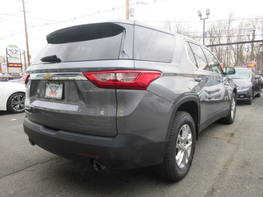 The 2018 Chevrolet Traverse AWD 4dr LS w/1LS