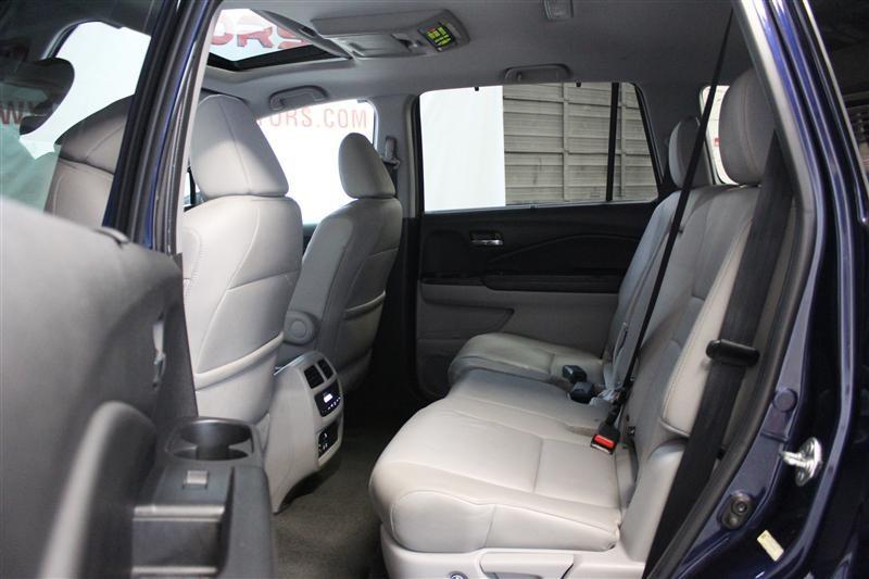 2016 Honda Pilot EXL, available for sale in Paterson, New Jersey | Fast Track Motors. Paterson, New Jersey 2016 Honda Pilot EXL, available for sale in Paterson, New Jersey | Fast Track Motors. Paterson, New Jersey