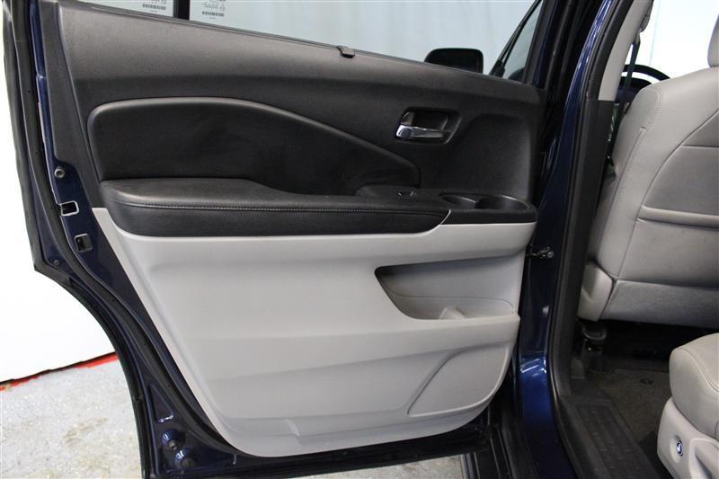 2016 Honda Pilot EXL, available for sale in Paterson, New Jersey | Fast Track Motors. Paterson, New Jersey 2016 Honda Pilot EXL, available for sale in Paterson, New Jersey | Fast Track Motors. Paterson, New Jersey