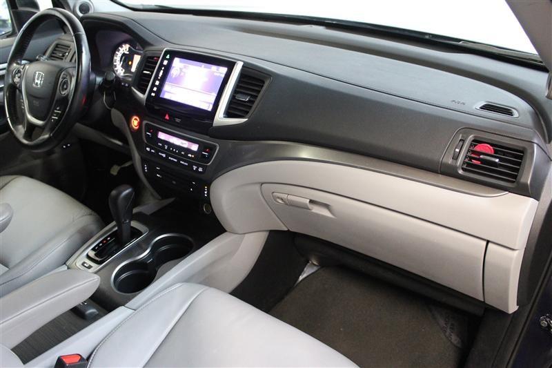 2016 Honda Pilot EXL, available for sale in Paterson, New Jersey | Fast Track Motors. Paterson, New Jersey 2016 Honda Pilot EXL, available for sale in Paterson, New Jersey | Fast Track Motors. Paterson, New Jersey