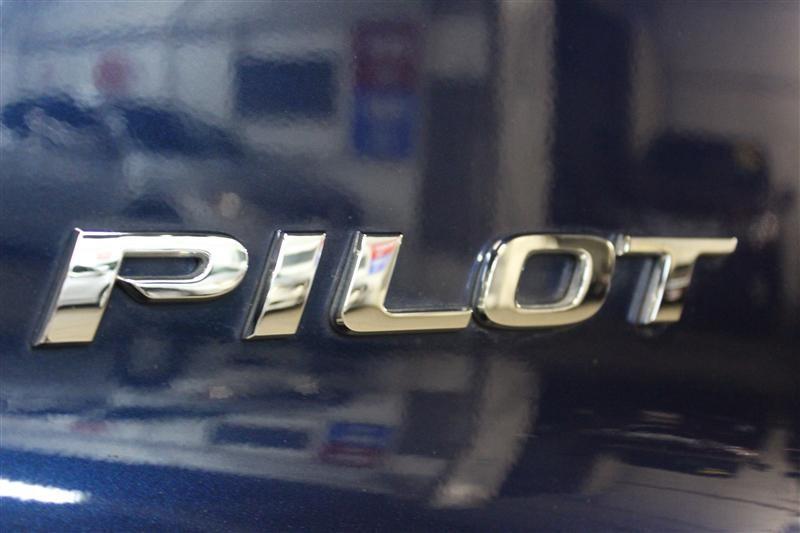 2016 Honda Pilot EXL, available for sale in Paterson, New Jersey | Fast Track Motors. Paterson, New Jersey 2016 Honda Pilot EXL, available for sale in Paterson, New Jersey | Fast Track Motors. Paterson, New Jersey