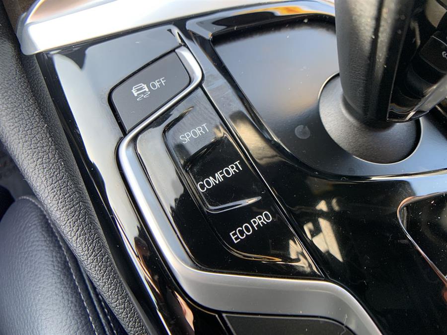 2017 BMW 5 Series 540i xDrive Sedan, available for sale in Stratford, Connecticut | Wiz Leasing Inc. Stratford, Connecticut 2017 BMW 5 Series 540i xDrive Sedan, available for sale in Stratford, Connecticut | Wiz Leasing Inc. Stratford, Connecticut