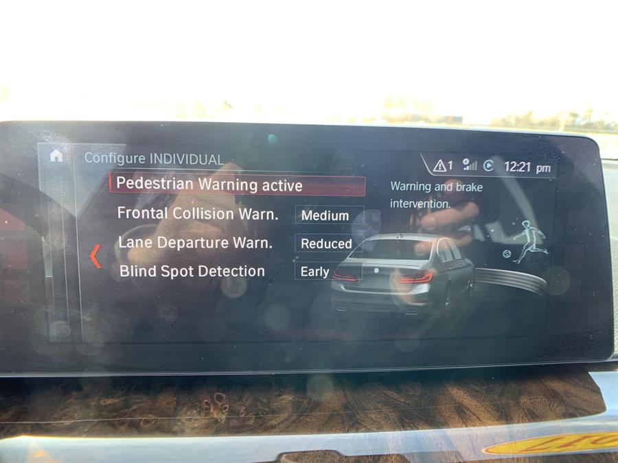 2017 BMW 5 Series 540i xDrive Sedan, available for sale in Stratford, Connecticut | Wiz Leasing Inc. Stratford, Connecticut 2017 BMW 5 Series 540i xDrive Sedan, available for sale in Stratford, Connecticut | Wiz Leasing Inc. Stratford, Connecticut