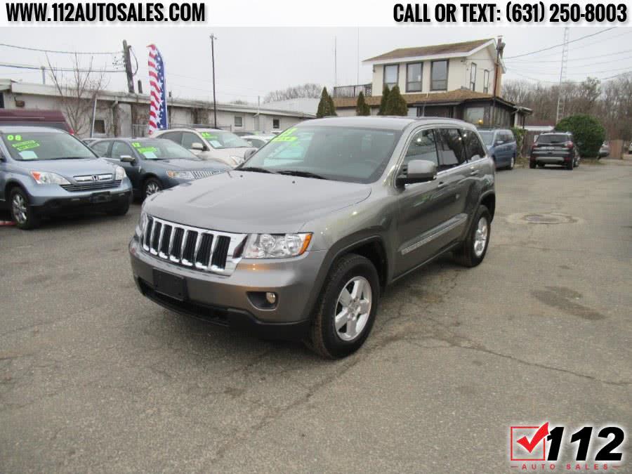 2013 Jeep Grand Cherokee 4WD 4dr Laredo, available for sale in Patchogue, New York | 112 Auto Sales. Patchogue, New York