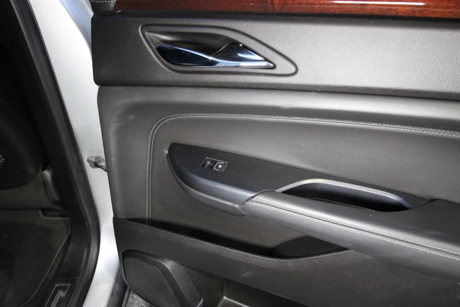 2015 Cadillac SRX FWD 4dr Performance Collection, available for sale in Newark , New Jersey | Icon World LLC. Newark , New Jersey 2015 Cadillac SRX FWD 4dr Performance Collection, available for sale in Newark , New Jersey | Icon World LLC. Newark , New Jersey