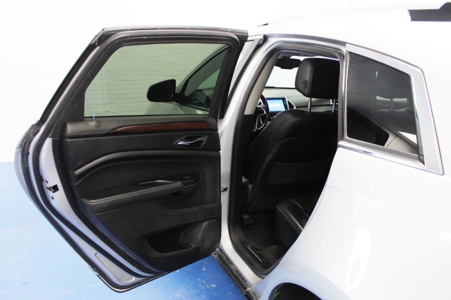 2015 Cadillac SRX FWD 4dr Performance Collection, available for sale in Newark , New Jersey | Icon World LLC. Newark , New Jersey 2015 Cadillac SRX FWD 4dr Performance Collection, available for sale in Newark , New Jersey | Icon World LLC. Newark , New Jersey