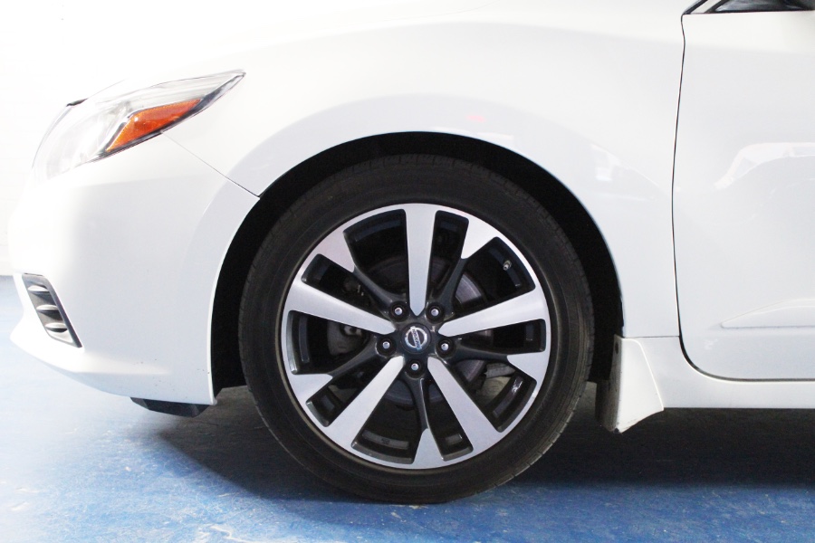 2016 Nissan Altima 4dr Sdn I4 2.5 SV, available for sale in Newark , New Jersey | Icon World LLC. Newark , New Jersey 2016 Nissan Altima 4dr Sdn I4 2.5 SV, available for sale in Newark , New Jersey | Icon World LLC. Newark , New Jersey