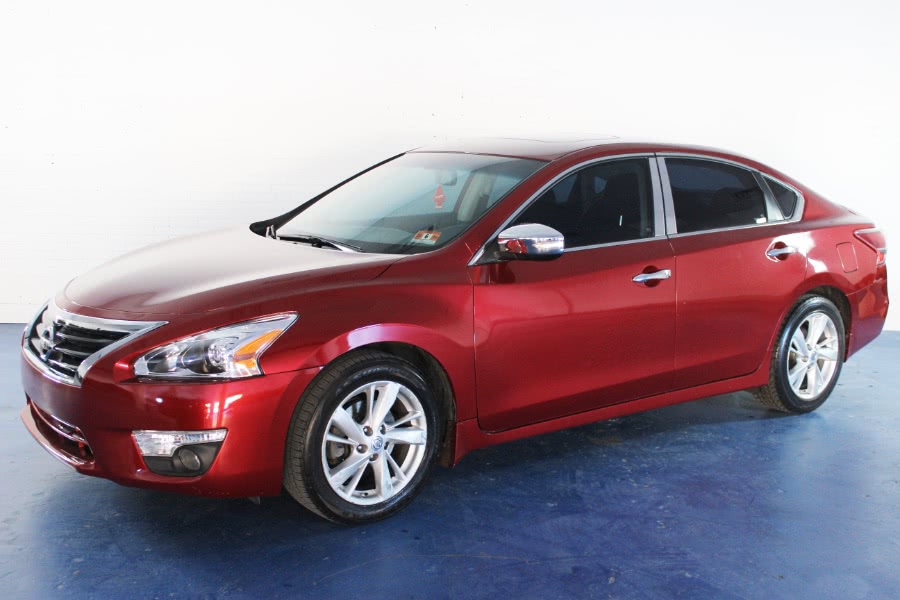 2013 Nissan Altima 4dr Sdn I4 2.5 S, available for sale in Newark , New Jersey | Icon World LLC. Newark , New Jersey