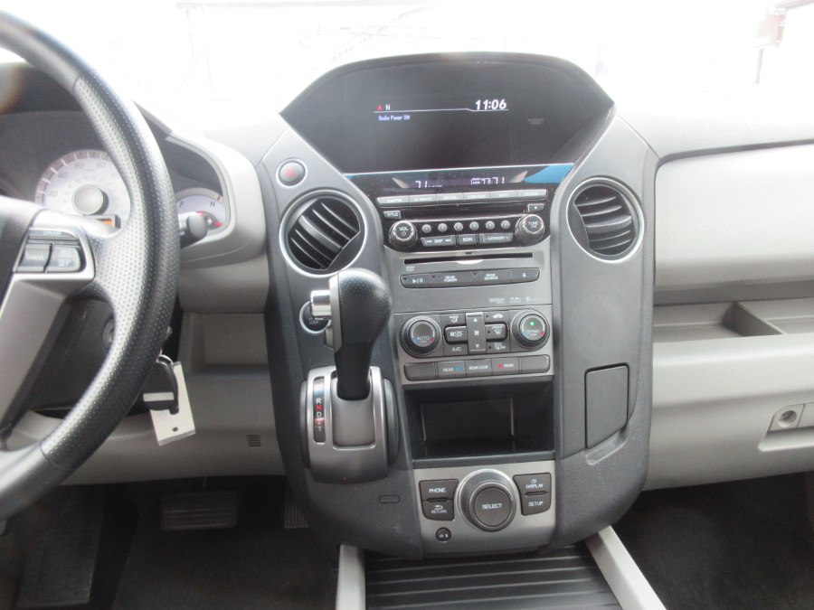 2015 Honda Pilot 4WD 4dr SE, available for sale in Linden, New Jersey | Route 27 Auto Mall. Linden, New Jersey 2015 Honda Pilot 4WD 4dr SE, available for sale in Linden, New Jersey | Route 27 Auto Mall. Linden, New Jersey